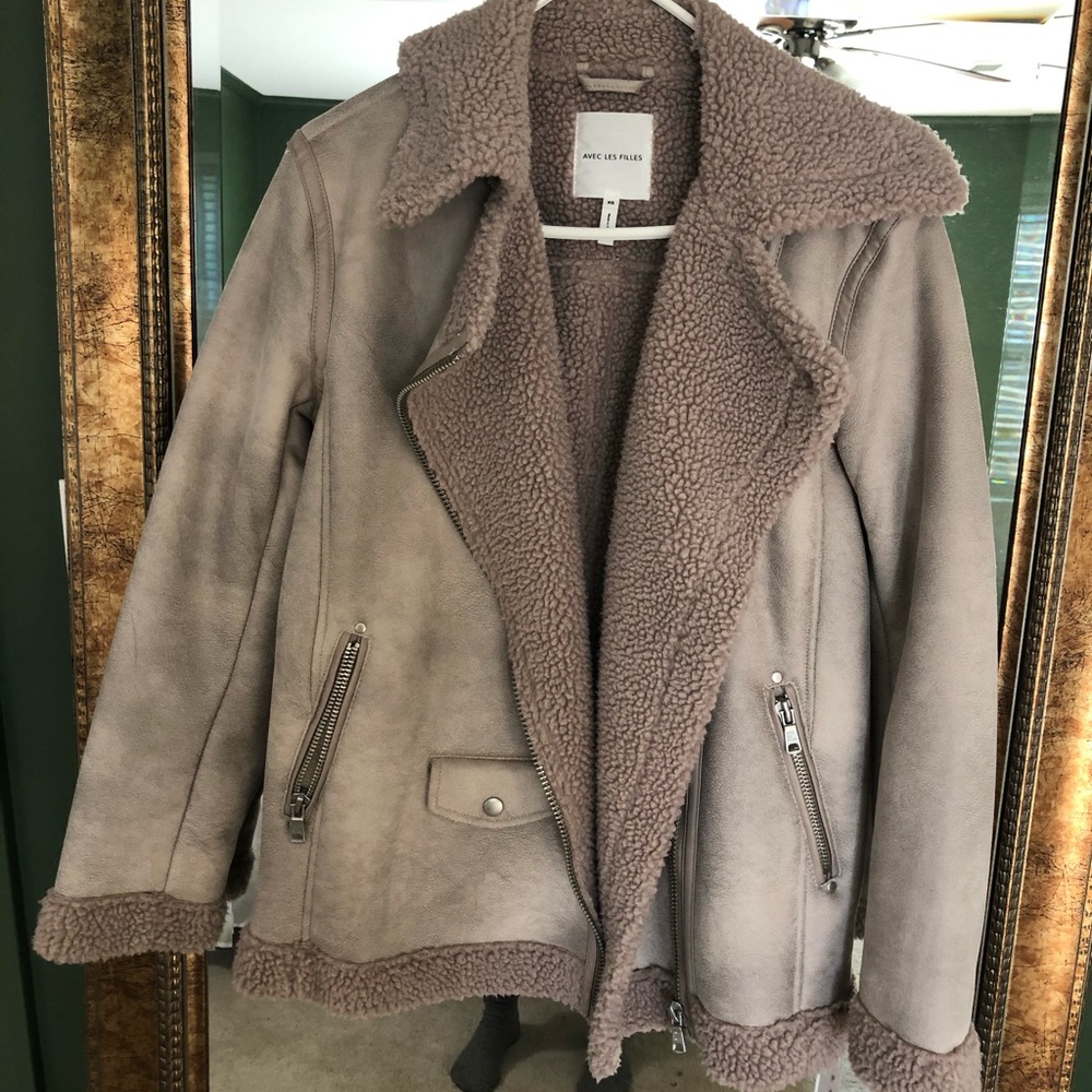 Brand New with Tags- Dove Style
